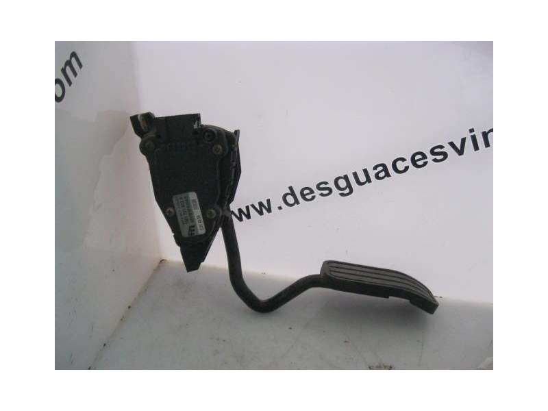 Recambio de potenciometro aceleracion para seat alhambra (7v8, 7v9) 1.9 tdi referencia OEM IAM 7M1721603A  