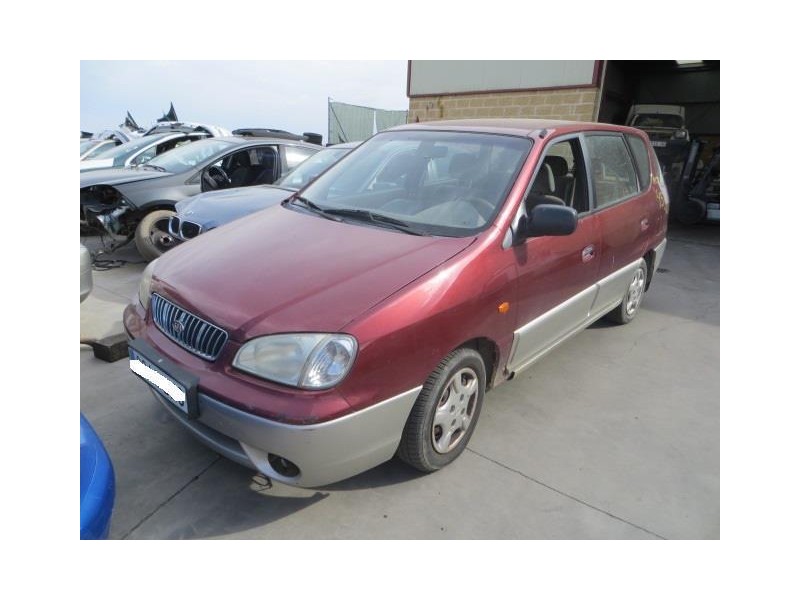 kia carens del año 2001
