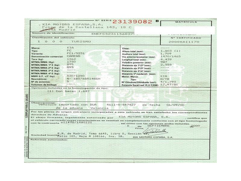 kia carens del año 2001