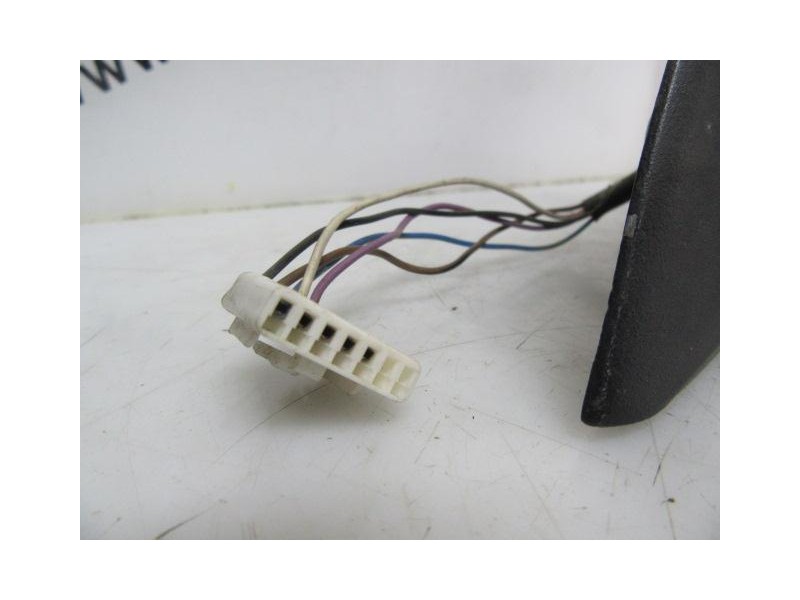 Recambio de retrovisor izq : fiat marea : 1.7 g 1b2a2.000gasolina (112,88cv) [1997] para fiat marea 1.7 g 1b2a2.000gasolina refe