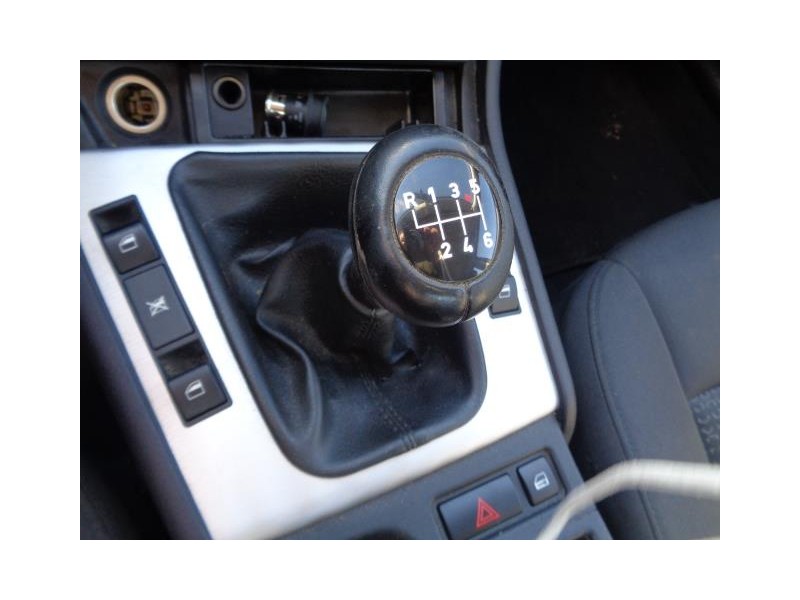 bmw  320 del año 2003