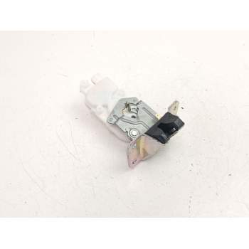 CERRADURA MALETERO / PORTON 5808A067 