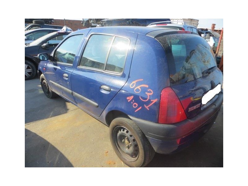 renault clio del año 2001