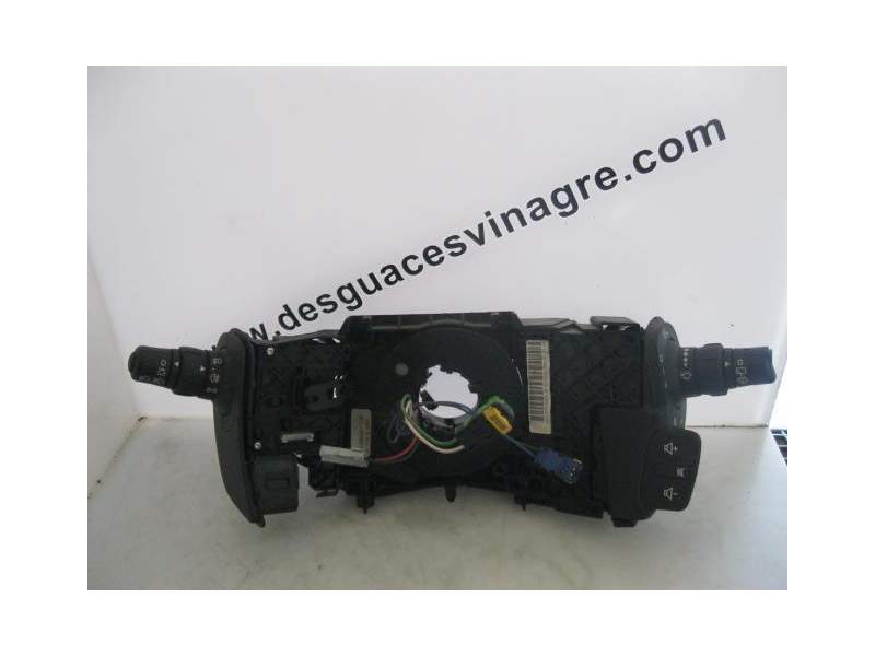 Recambio de mando luces y limpias para renault scenic 1.9 dci f9q d612 referencia OEM IAM   