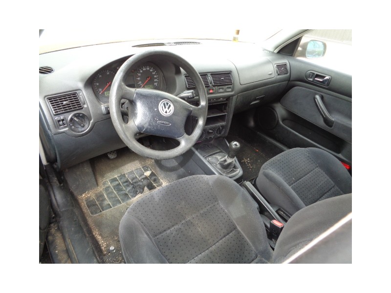 volkswagen golf del año 1999