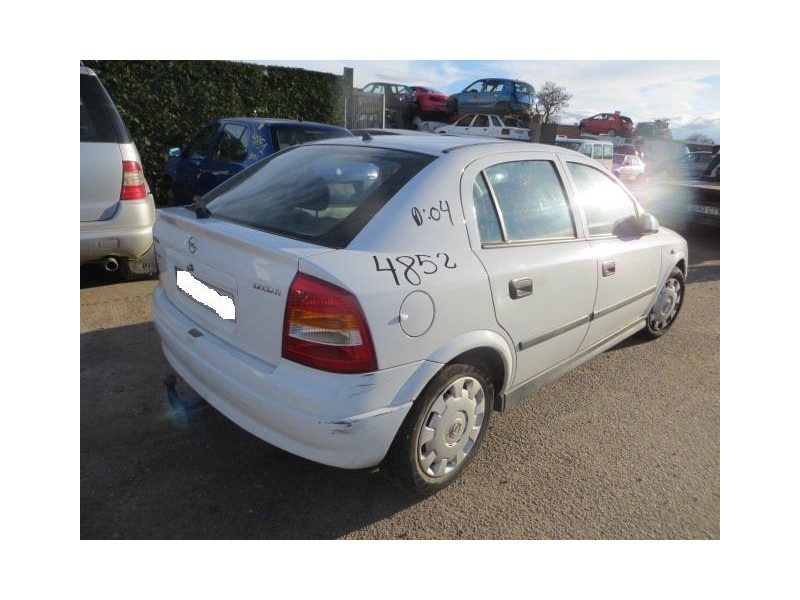 opel astra del año 2004