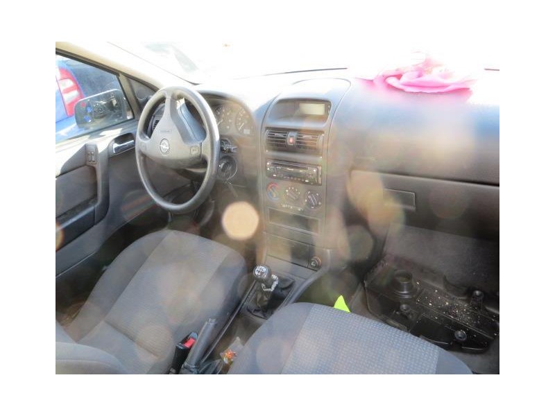 opel astra del año 2004