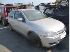 opel corsa del año 2005