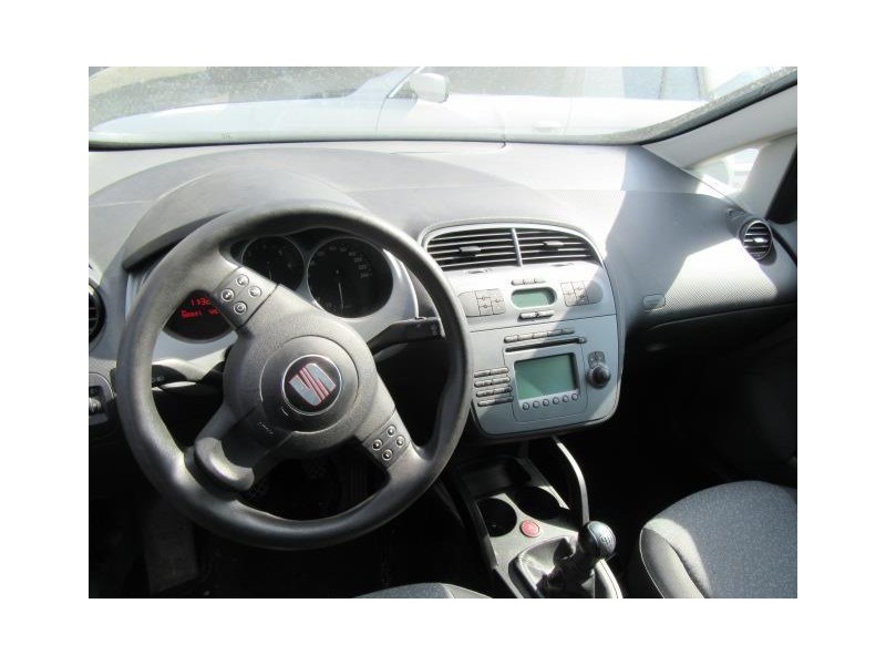 seat toledo del año 2006