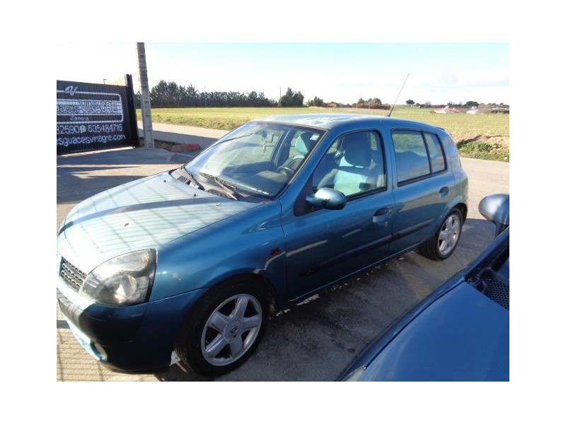 renault clio del año 2002