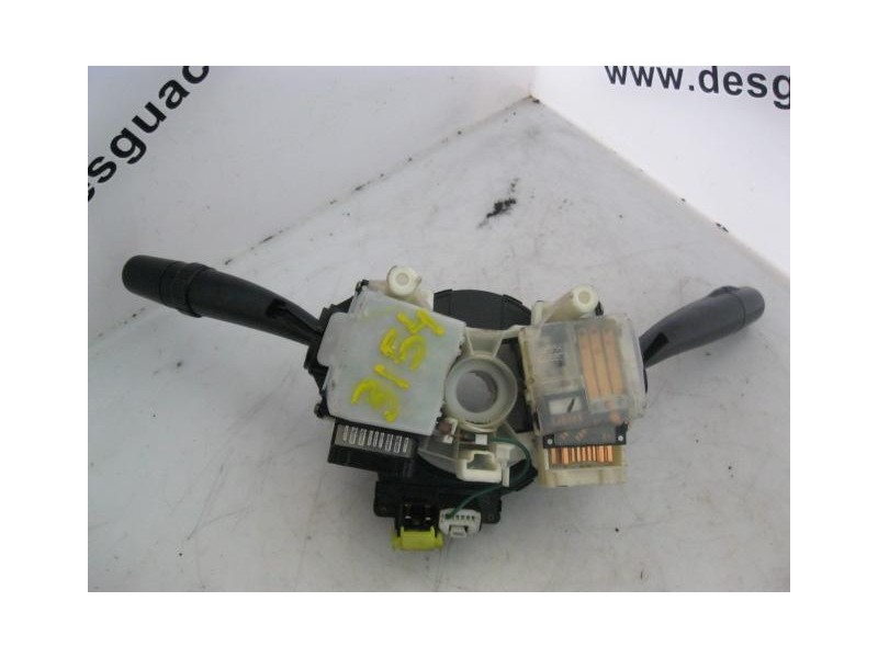 Recambio de mando luces y limpias : toyota corolla : 1.4 g -4zz-fe (96,56cv) 5p [2001] para toyota corolla 1.4 g -4zz-fe   refer