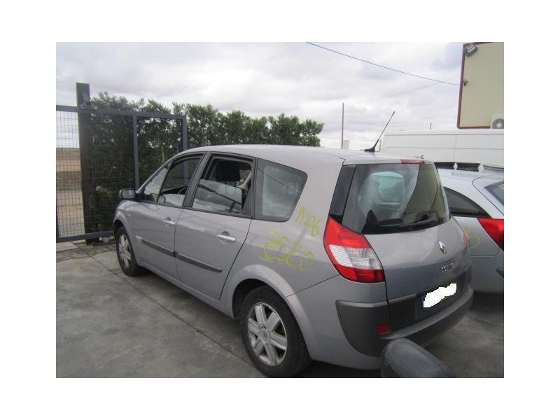 renault scenic del año 2006
