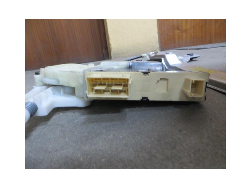 Recambio de elevalunas elec. del. dch. : citroen c 4 : 1.6 dhy -9hx (90cv) 5p [2007] para citroen c 4 1.6 dhy -9hx referencia OE