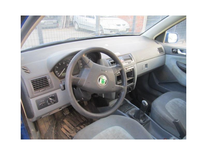 skoda fabia del año 2004