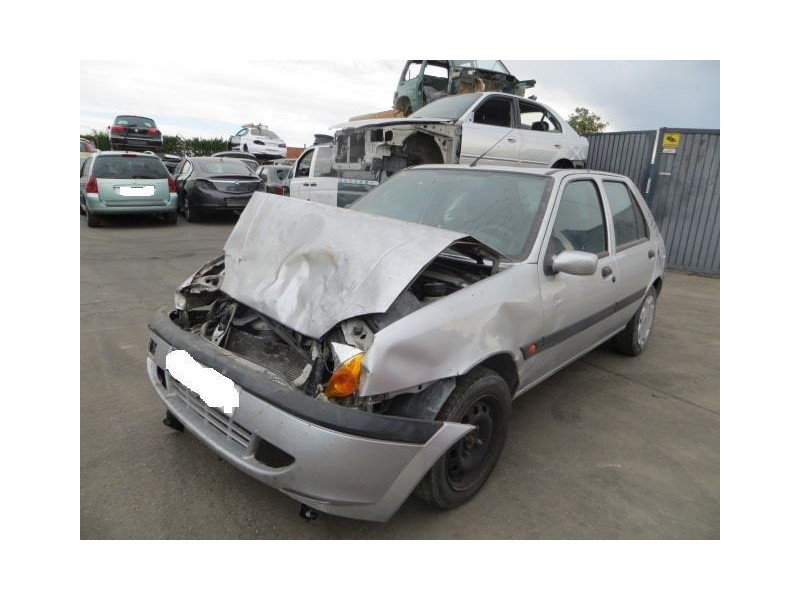 ford fiesta del año 2001