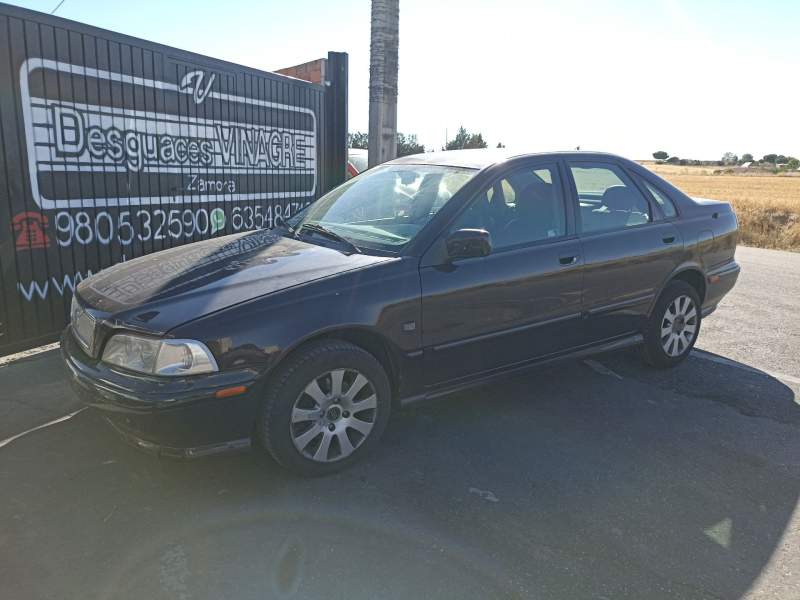 VOLVO S40 BERLINA