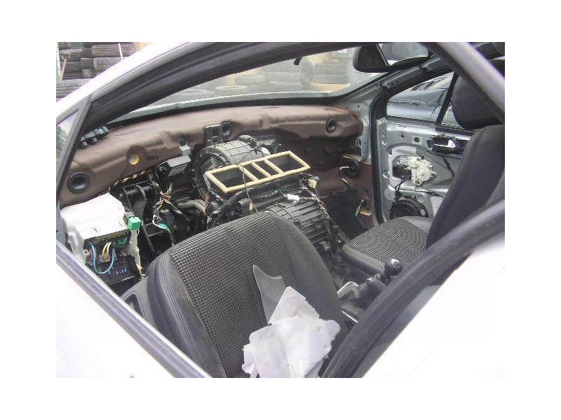 peugeot 407 2.0-hdi-rhr -144.597 km- (136cv del año 2004