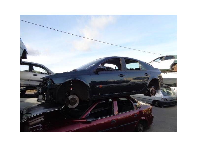 renault laguna del año 2004