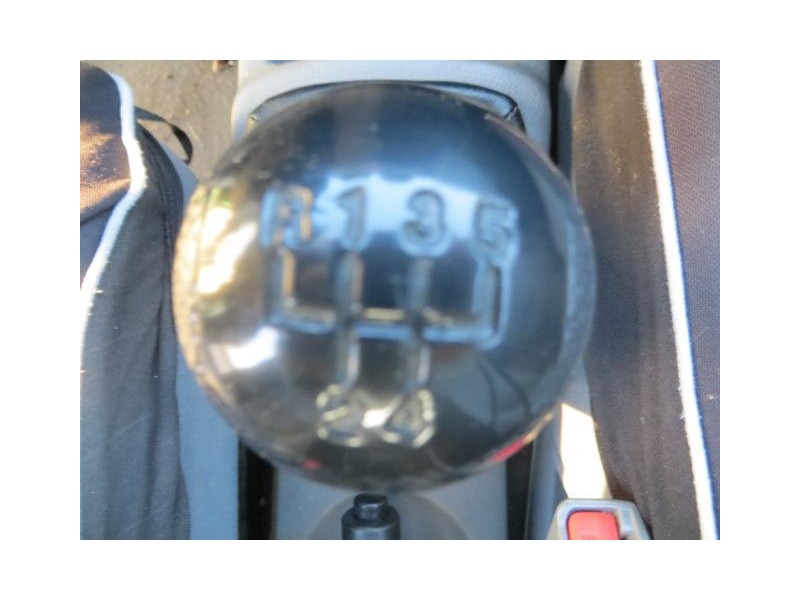 daewoo kalos del año 2004