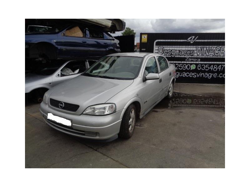 opel astra del año 2001