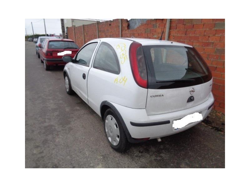 opel corsa del año 2004