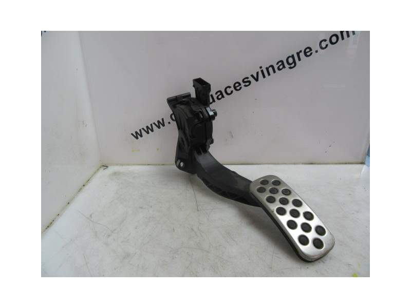 Recambio de potenciometro aceleracion para opel insignia 2.0 cdti ( 160 cv ) referencia OEM IAM 13237356  