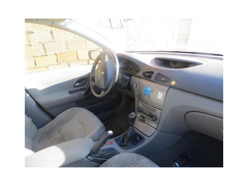 renault laguna del año 2003