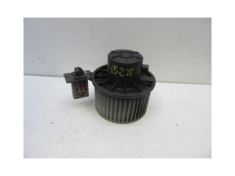 Recambio de motor calefaccion : hyundai matrix : 1.6 g (103cv) [2006] para hyundai matrix 1.6 g referencia OEM IAM 97113-17000CO