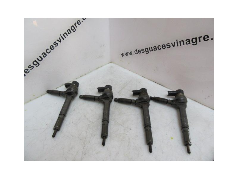 Recambio de inyectores (juego) : opel astra : 1.7 td -z17dtl (80,22cv)5p [2005] para opel astra 1.7 td -z17dtl (80,22cv 1.7 td -