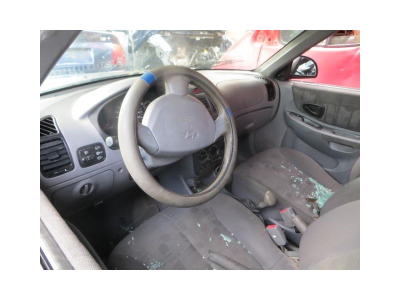 hyundai accent del año 2004