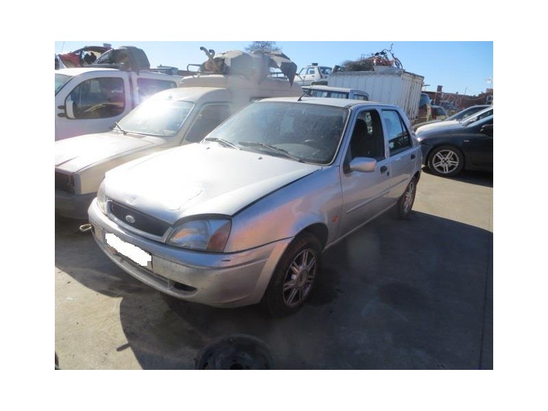 ford fiesta del año 2001