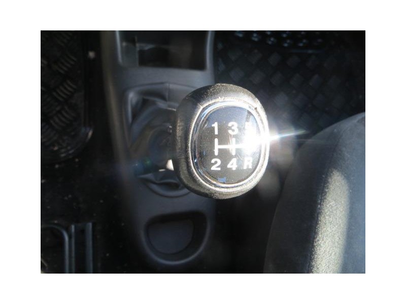 ford fiesta del año 2001