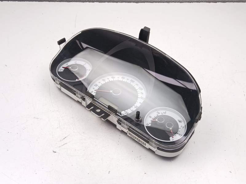 Recambio de cuadro instrumentos para kia cee´d sw (ed) 1.6 crdi 115 referencia OEM IAM 940031H600  