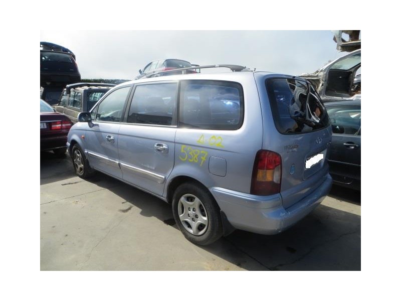 hyundai trajet del año 2002