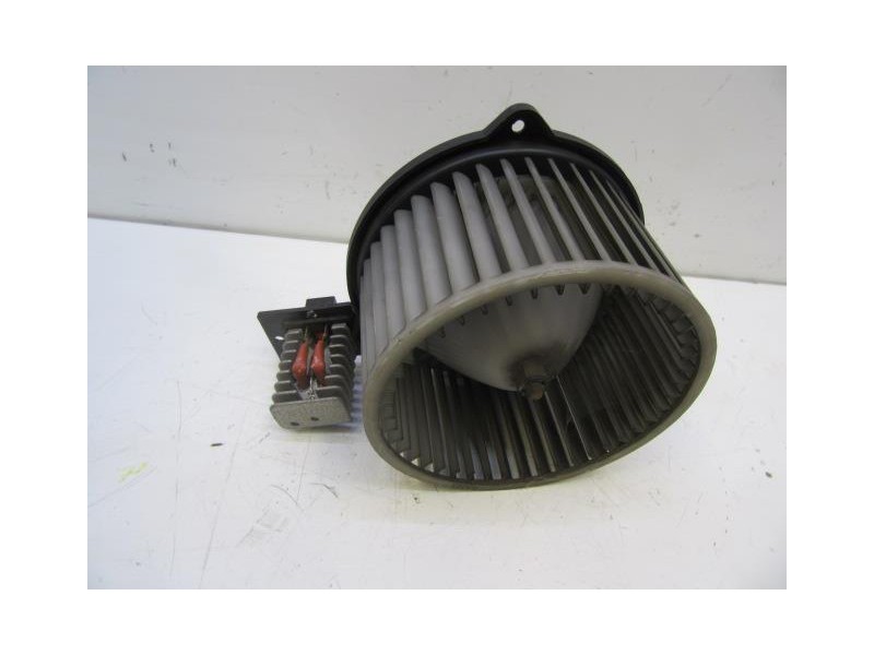 Recambio de motor calefaccion : hyundai matrix : 1.6 g (103cv) [2006] para hyundai matrix 1.6 g referencia OEM IAM 97113-17000CO