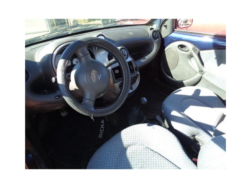 ford ka del año 2001