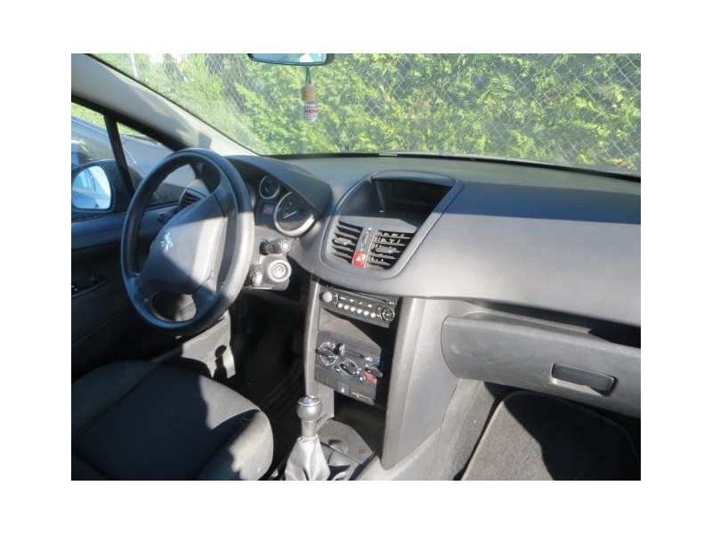 peugeot 207 del año 2007