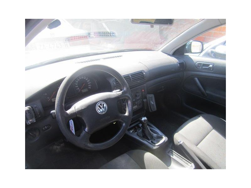 volkswagen passat del año 2000