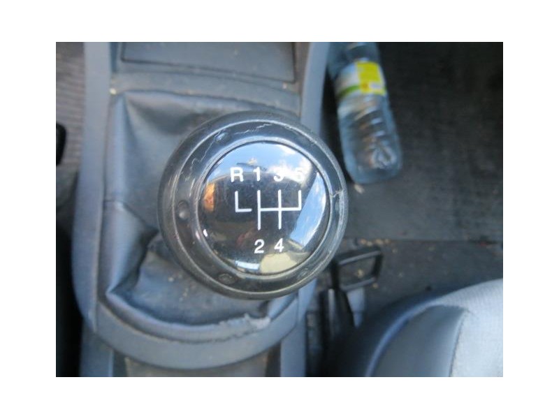 seat ibiza del año 2003