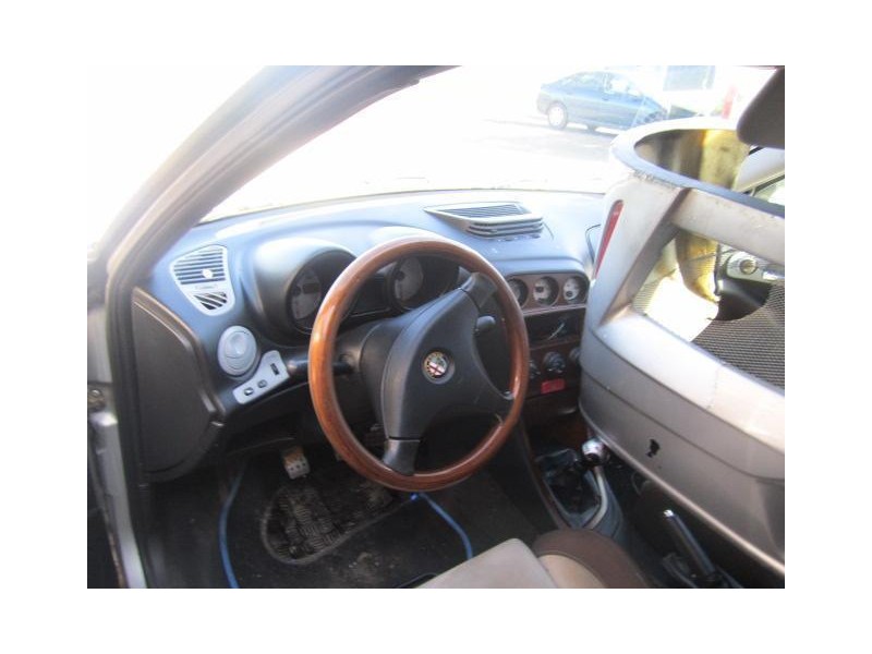 alfa romeo 156 del año 1999