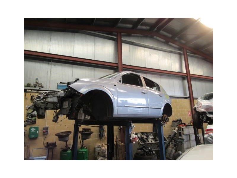 opel astra del año 2009