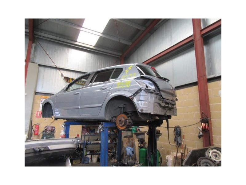 opel astra del año 2009