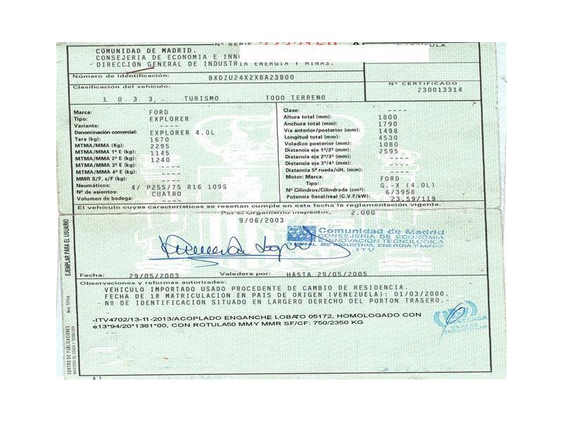 ford explorer del año 2000