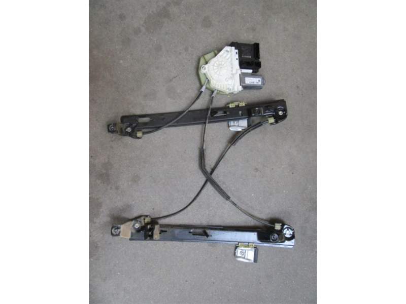 Recambio de elevalunas delantero derecho para seat leon 1.9 tdi bls referencia OEM IAM 1K0959792P  