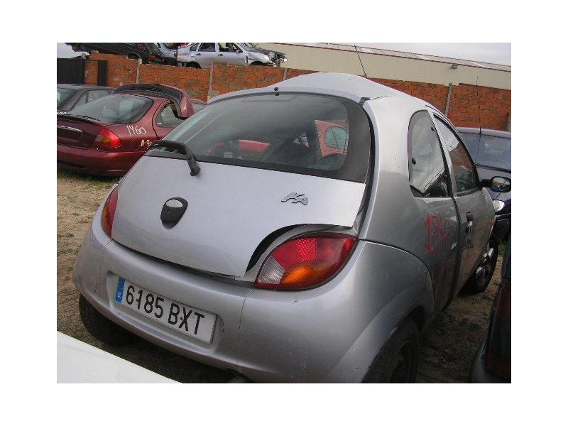 ford ka del año 2000