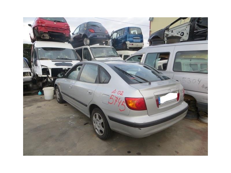 hyundai elantra 1.6 g (107,41cv del año 2002