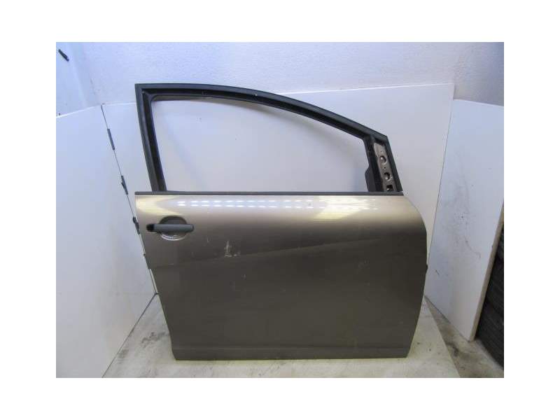 Recambio de puerta delantera derecha para seat toledo iii (5p2) 2.0 tdi 16v referencia OEM IAM 5P0831056A  