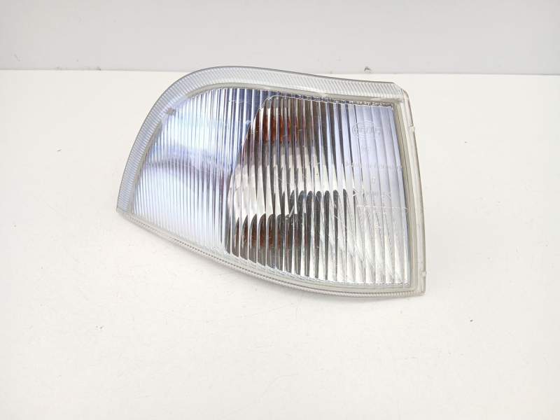 Recambio de piloto delantero derecho para volvo s40 2.0 g referencia OEM IAM 30806987  