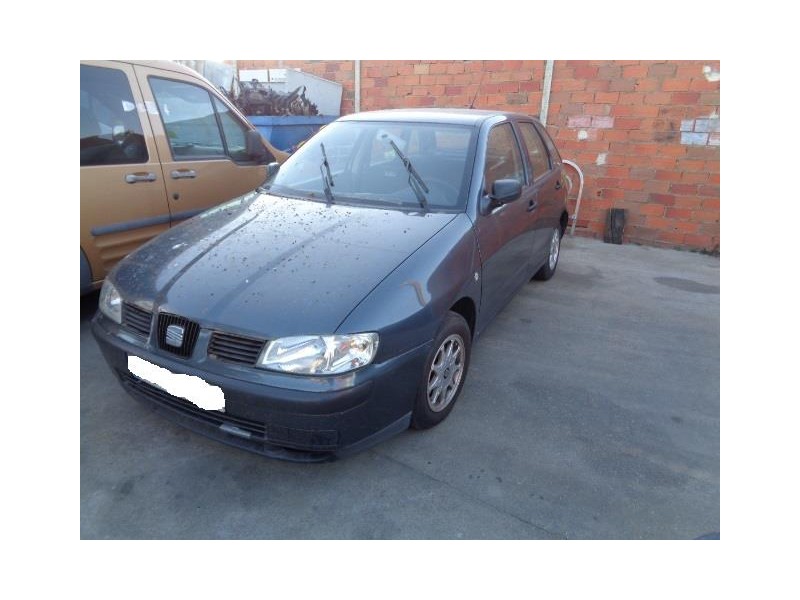 seat ibiza del año 2000