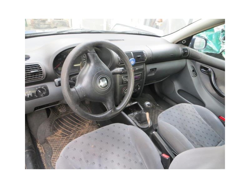 seat toledo del año 2000